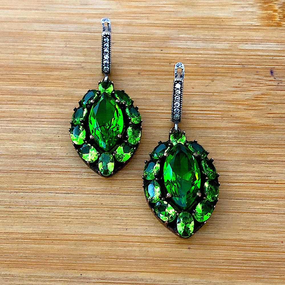 $84  Vintage Lever Back Estate Drop Earrings  925